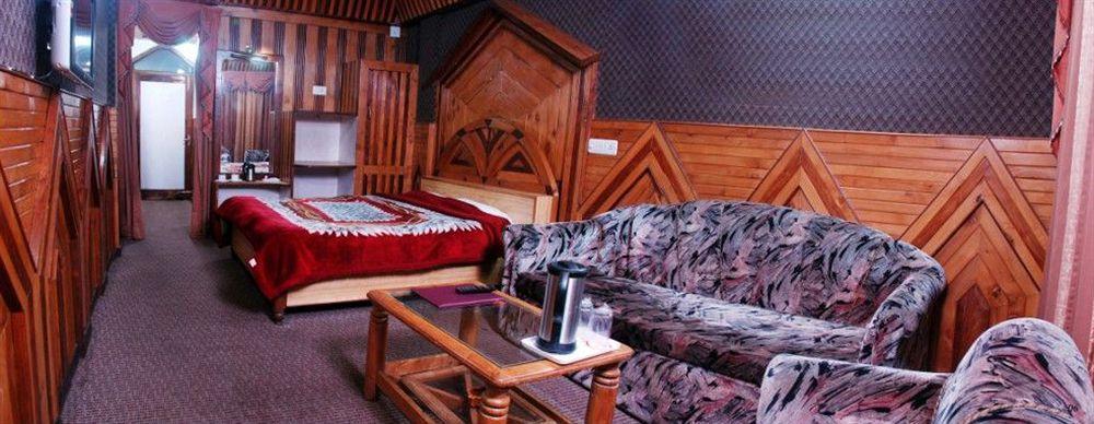 Welcome Park Hotel Nainital Buitenkant foto